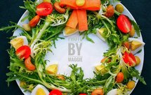 圣诞蔬菜花环沙拉