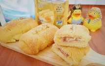 奶酪火腿沙拉酱欧包