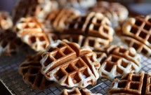 酵母版华夫饼（红豆沙、肉松沙拉馅）明火