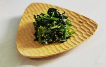 添个小菜~又香又嫩 口感丰富的简单凉菜！花生碎菠菜