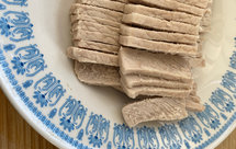 冷盘凉菜———里脊肉蘸酱油