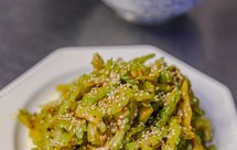 夏日减脂小凉菜｜鱼香苦瓜丝