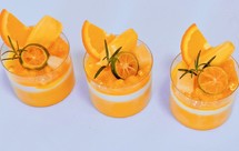 加了零食水果的简易双皮奶