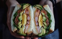 关晓彤同款牛油果能量蛋卷