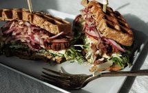 清爽酸脆牛肉芝士三明治【健康一手握】