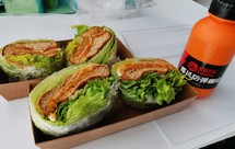 超快手的泡菜豆腐三明治『低脂早餐』