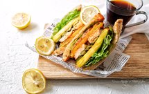 火烤辣菠萝三文鱼厚三明治【健康一手握】