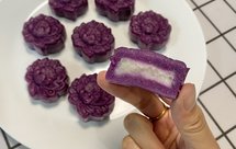 不用烤箱的紫薯山药糯米月饼