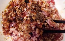 不需皮冻也汁多味鲜万能肉馅/万能肉酱 可调青菜肉馅、马兰头肉馅、玉米粒肉馅、萝卜丝肉馅等等(做包子馅、饺子馅、馄饨馅、苏式紧酵馒头馅、生煎包馅、小笼包馅、肉月饼馅……)——中式一日三餐(十二)