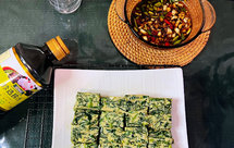 菠菜鸡蛋羹和灵魂蘸汁