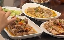 午餐豆豉蒸排骨.椒盐皮皮虾.蛤蜊蒸蛋.蒜蓉青菜花蛤蒸蛋花甲蒸蛋家宴