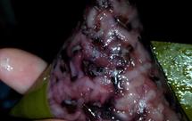 黑米蜜枣花生粽子