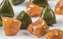 【双色粽子糖】百年传统小吃，超级逼真！