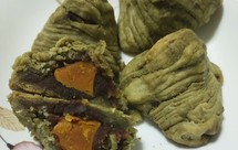 咸蛋黄肉粽，腊肠豆子粽