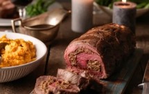 牛肝菌奶酪菲力牛柳卷佐红酒汁（美味圣诞节）