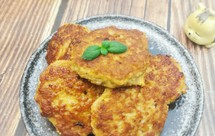 一口咬下肉汁四溢的纯肉饼——减肥、健身的最佳拍档