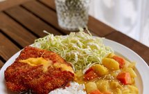 咖喱芝士爆浆猪排饭