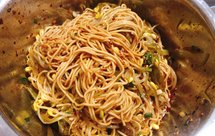 好吃到女朋友不想要七夕礼物的川味凉面附海椒油做法