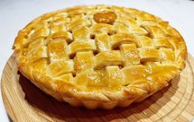 情人节的甜蜜苹果派