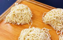 木有面条机也可以做出Q弹 纯手工鸡蛋面