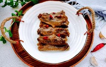 夏天宵夜、煲剧最佳拍档～家常卤水鸭翅