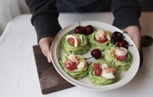 低脂减肥餐西葫芦鲜虾鸡蛋沙拉