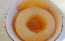 止咳润肺冰糖雪梨汤