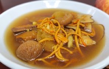 润肺汤-苹果虫草花猪骨汤