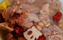 零失败的花生莲藕猪骨汤