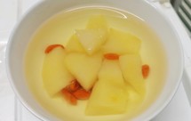 秋季润肺冰糖雪梨水