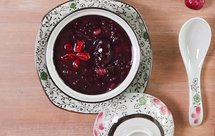 红豆黑米补血粥