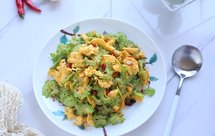 清热去火的苦瓜炒鸭蛋