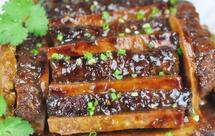 广西十大名菜之荔浦芋头扣肉