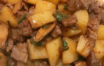 土豆炖牛肉（儿童无辣版）