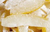 娃娃吵着要吃的柚子皮糖