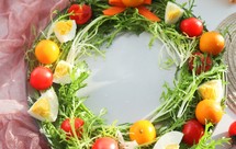 圣诞创意蔬菜花环沙拉