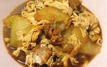 清淡口创意菜：排骨冬瓜炖腐竹（荤素搭配简单好吃腐竹超赞易操作！）