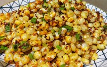 烧烤摊子上论串卖 家里论盘吃的孜然炒玉米