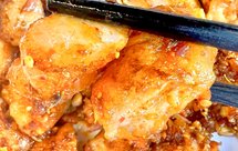 夜市爆火小吃铁板虾滑