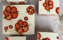 草莓蛋糕盒子：送你一朵小花花