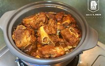 家常酱烧大骨头