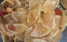 酸辣萝卜片，开胃小菜