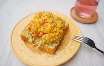 蟹柳滑蛋三明治