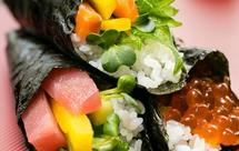 手卷寿司的卷法