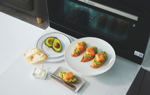 西班牙经典小食|开放三明治|牛油果三文鱼Tapas-博世烤箱