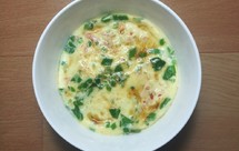 微波炉早餐：小碗时蔬鸡蛋羹（1个鸡蛋）