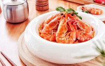 年夜菜｜香辣金针菇大虾 鸿运当头