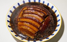 年夜饭菜品：梅菜扣肉