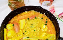 追剧来份夜宵‼️芝士咖喱锅