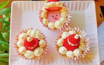 圣诞老人杯子蛋糕—宝宝圣诞餐之4